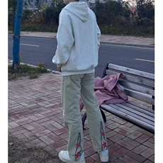黄泥色