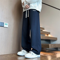 藏青色