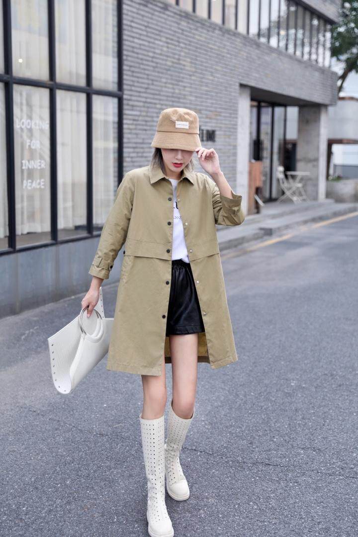 腰间扣子韩版风衣，女装风衣，美惠百合