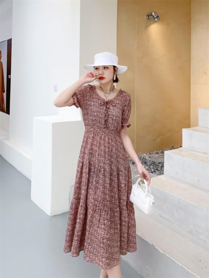 碎花连衣裙，女装连衣裙，芭丽名媛