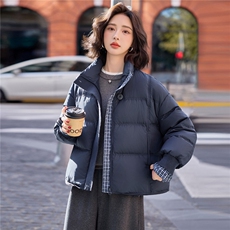 2025年冬季新款时尚格纹拼接立领羽绒服女，女装羽绒服，沁沁公主