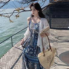 蓝色法式防晒衫吊带裙套装女2025春夏新款海边度假波西米亚连衣裙，女装连衣裙，2C177