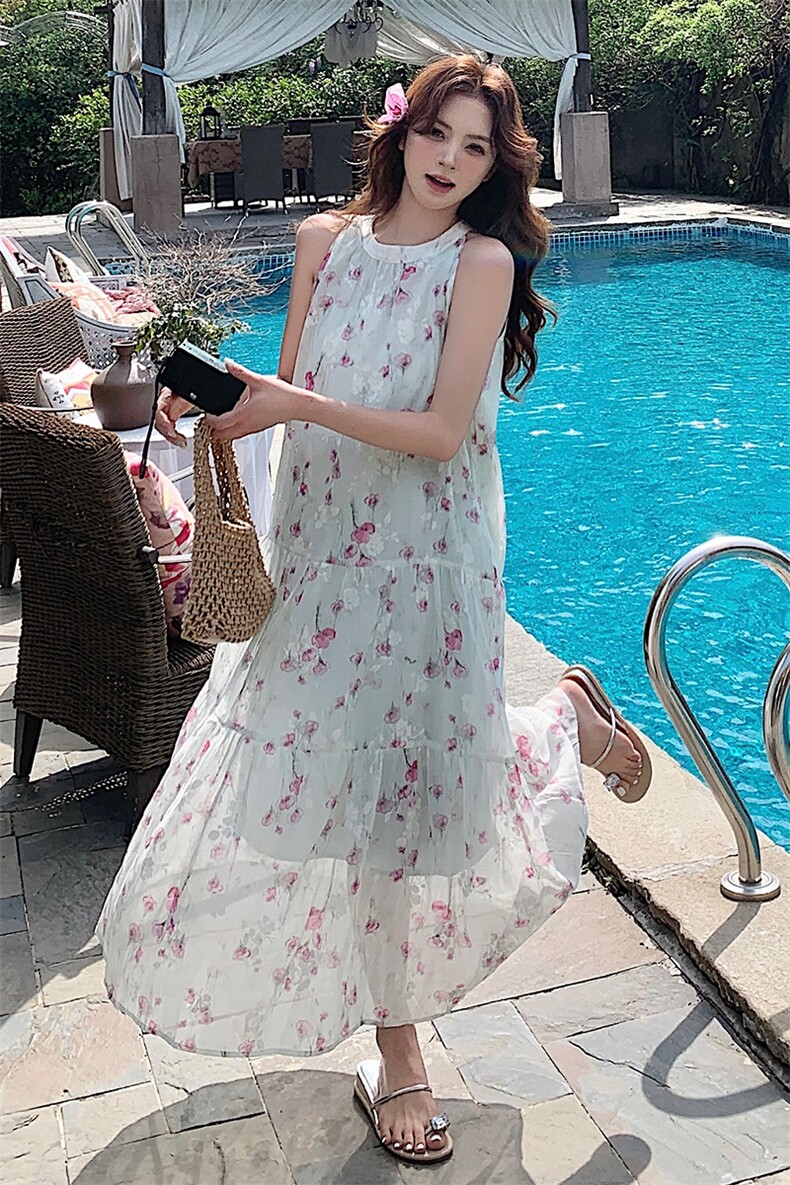 高级感海边度假扎染印花无袖露肩挂脖长裙女夏新款温柔茶歇连衣裙,女装连衣裙,浙宝305
