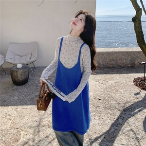 8601款小碎花蓝色两件套套装P120 198图片
