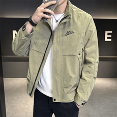 卡其色