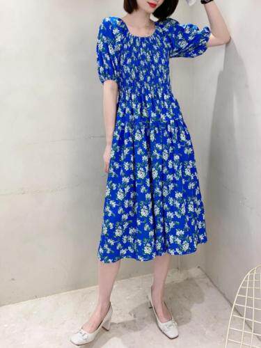 韩版碎花一字肩连衣裙，女装连衣裙，奥莎