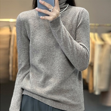 秋冬新款半高领精纺羊毛衫女短款宽松套头针织毛衣显瘦纯色打底衫，女装羊毛衫，佳绒高端店