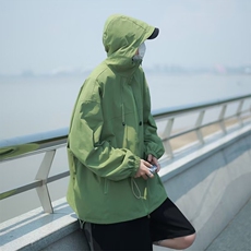 绿色