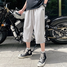 浅灰色
