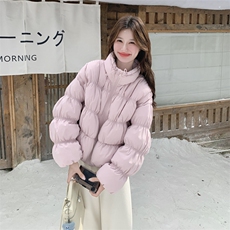 藕粉色