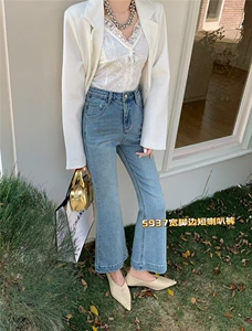 春秋时尚短喇叭裤，显瘦显高女日常图片