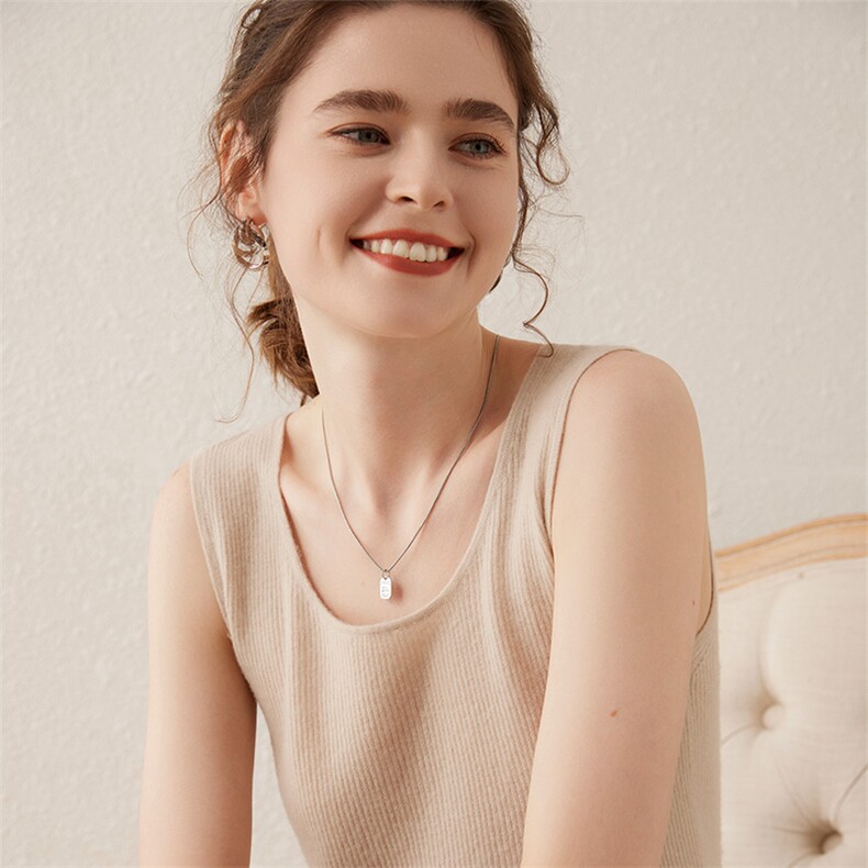 夏秋新款纯衫女无袖背心外穿修身显瘦低圆领套头坎肩短款，女装背心吊带，轩妮羊绒