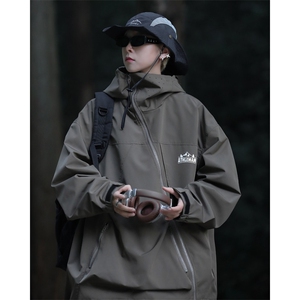 美式户外登山服连帽冲锋衣外套男女情侣秋季防水潮 W7898-P66图片
