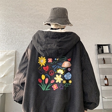 黑色