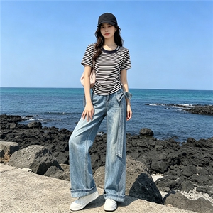 慵懒风时尚休闲套装女夏季新款圆领条纹短袖上衣烫钻牛仔裤两件套图片