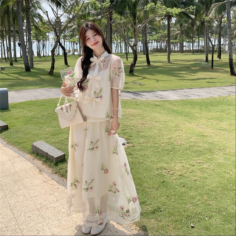 薄纱刺绣蝴蝶结上衣小吊带半身裙套装女2025夏新款绝美气质三件套,女装套装/套裙,含赞