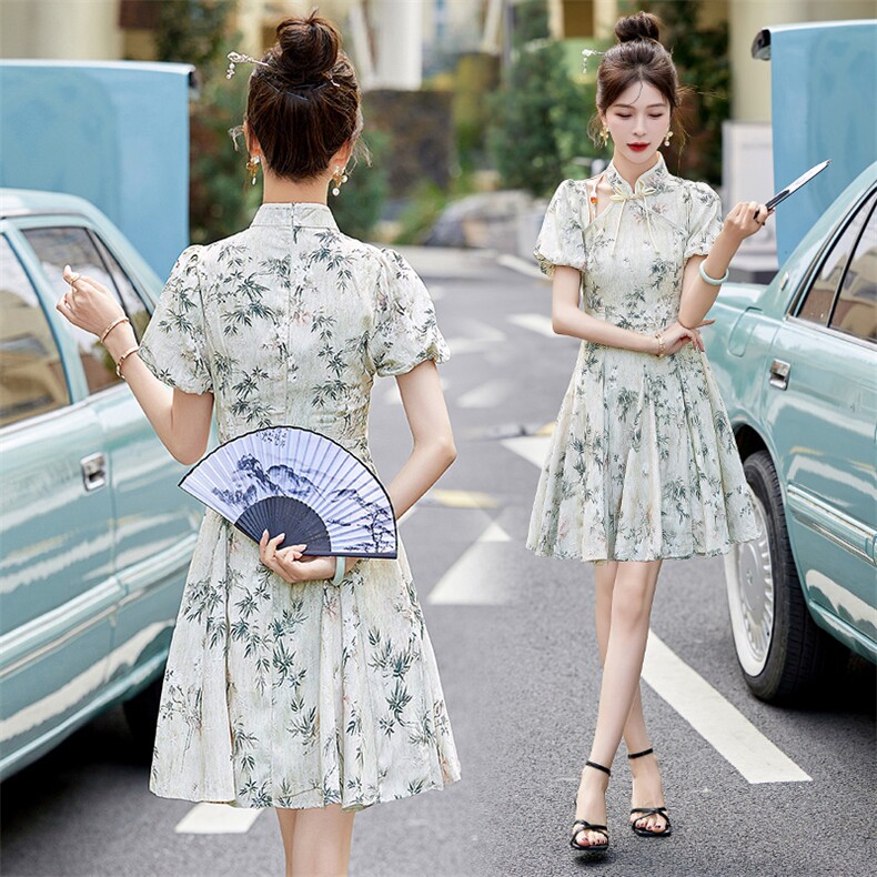 现货2024年夏季新中式花短款连衣裙,女装连衣裙,依如秀(原杭风阁)