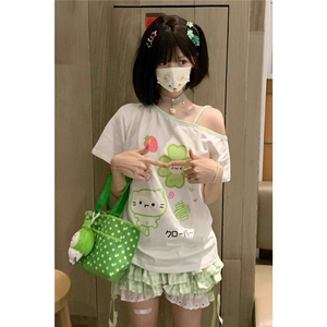 两件套装日系宅萌系可爱四叶草撞色漏肩短袖上衣夏季搭配花边裤裙图片