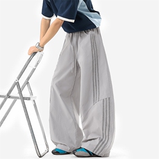 灰色