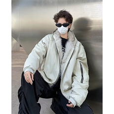 卡其色