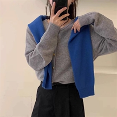 新年红色高级感圆领羊毛上衣女秋冬外穿复古针织开衫本命年外套，女装羊毛衫，唯若美羊绒