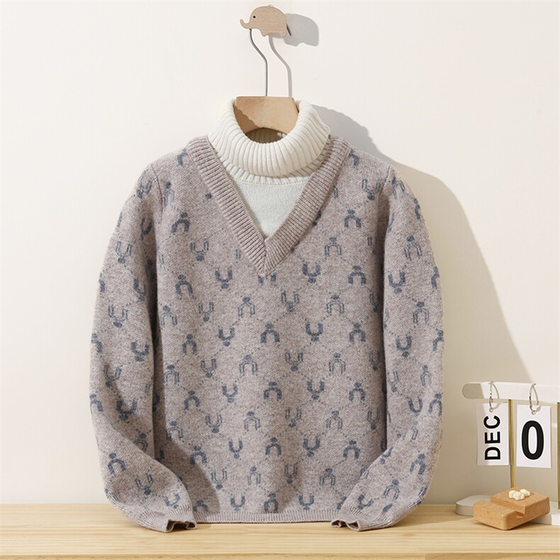 新款百搭双领印花冬季童装，童装儿童羊毛衫，冰晶童装
