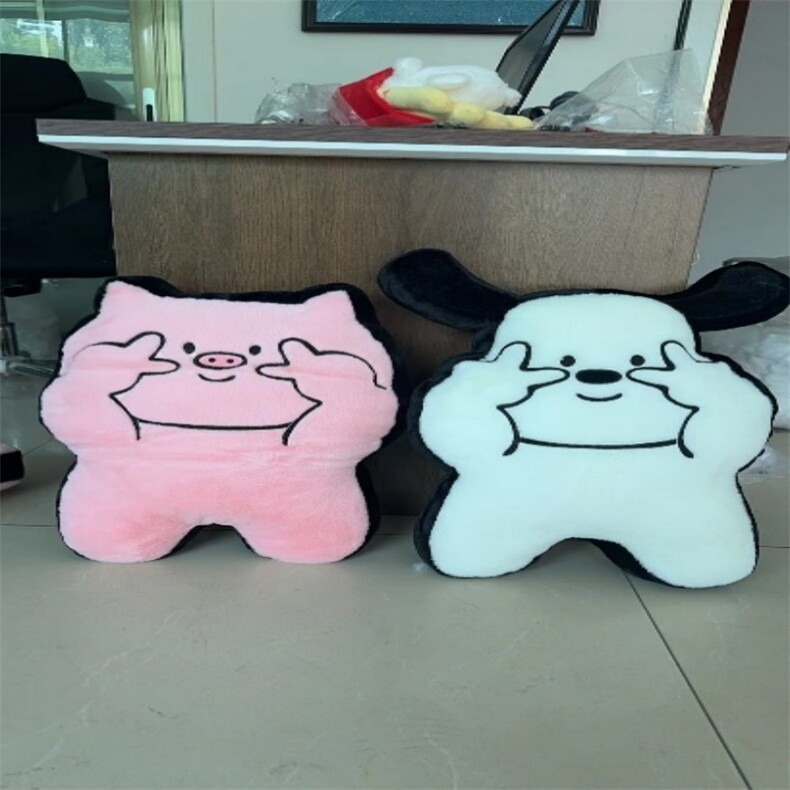 比耶公仔，彤淼玩具