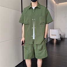 军绿色