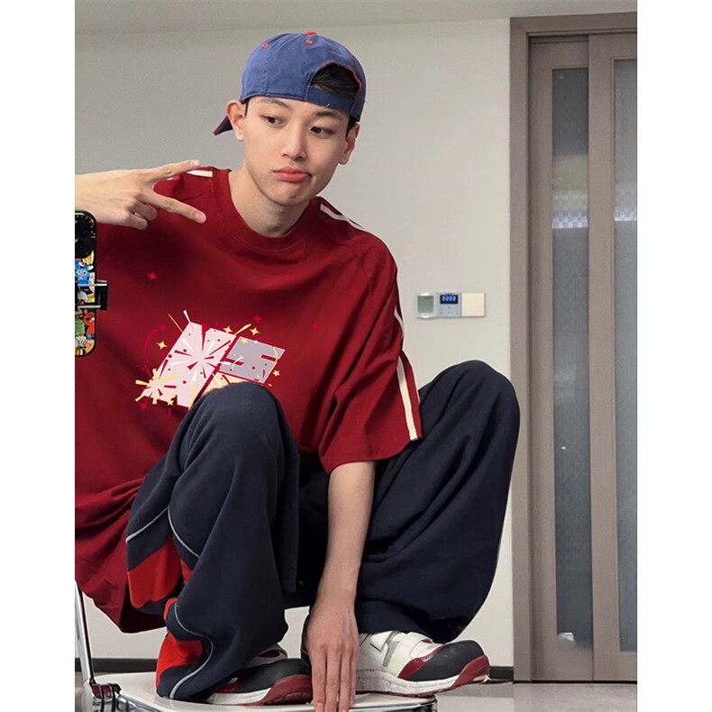 抖音得物高品质二开240克宽松纯棉美式潮牌三条杠织带短袖T恤,男装T恤,电商A486-1