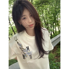 白色