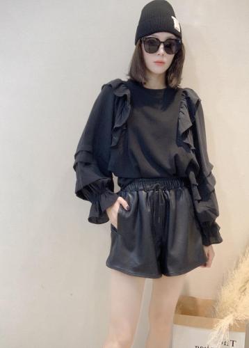 秋款现货
卫衣上新。,女装卫衣/绒衫,雪莉雷拉