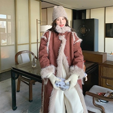 红色复古羊羔毛外套中长款女冬韩系高级感保暖厚实皮毛一体大衣，女装棉衣/棉服，2C203
