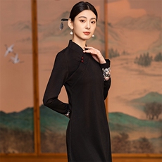 芷墨新款春季复古新中式刺绣打底连衣裙风连衣裙子（不含腰封），女装连衣裙，芷墨服饰
