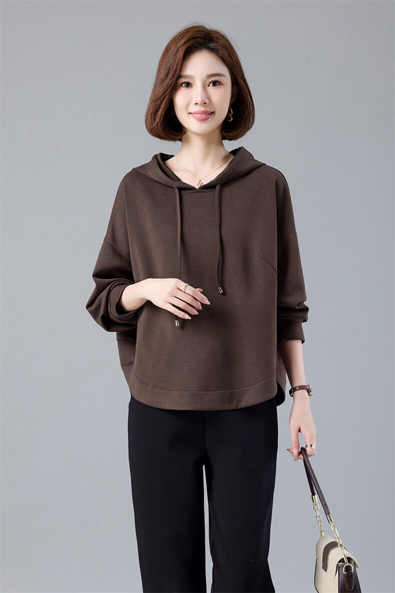 休闲女2025春装新款中年妈妈宽松大码减龄卫衣洋气运动,女装卫衣/绒衫,深水步