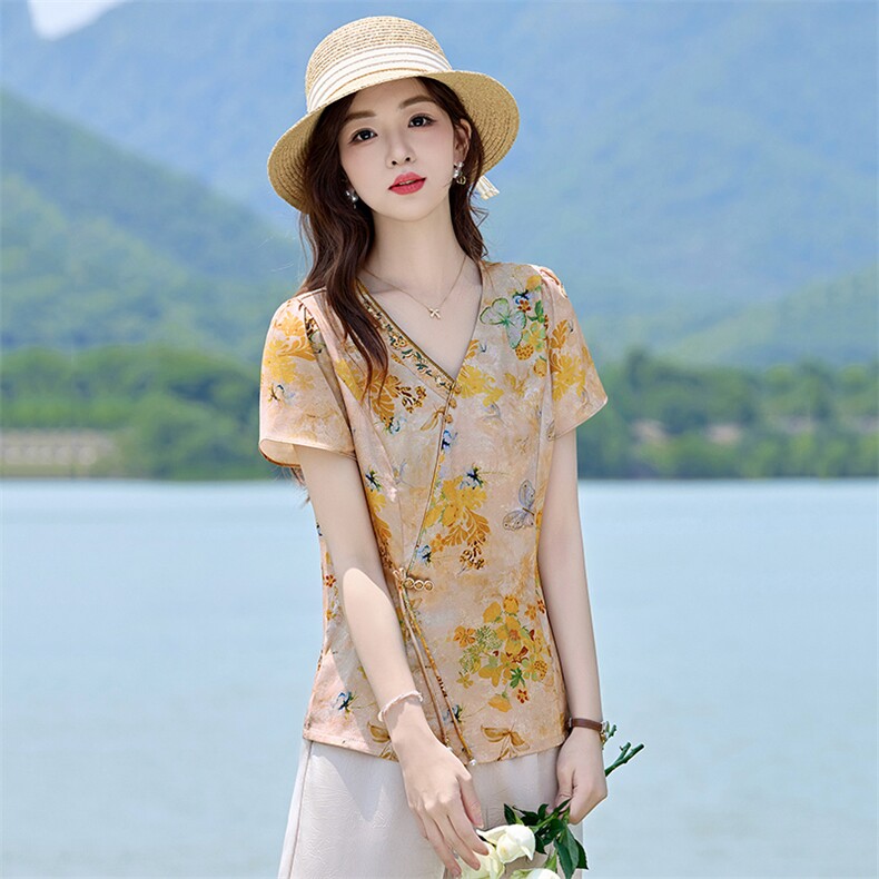 年轻妈妈装V领短袖衬衫阔腿裤两件套夏季新款洋气减龄中老年套装,女装套装/套裙,衣之秀