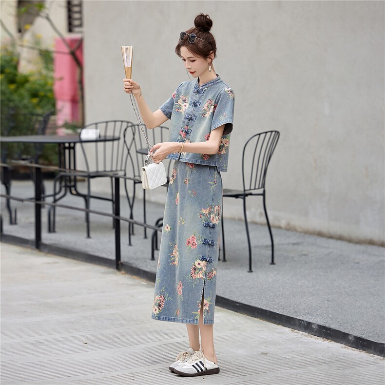 现货主推2026年夏季新款女时尚复古印花轻薄牛仔新中式两件套裙,女装套装/套裙,关键词