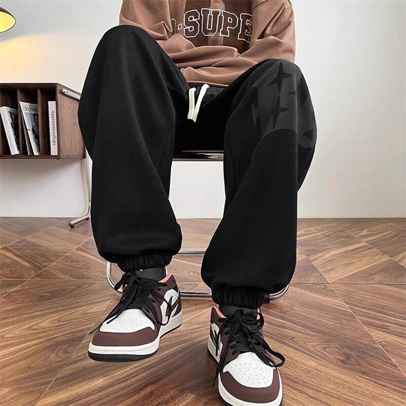 春装日系大码裤子男印花色裤子麂皮绒大码休闲裤运动束脚裤，男装休闲裤，星座909-2（原星座717-2）