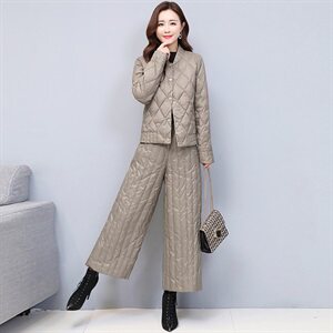 羽绒服套装女2024冬季新品中青年气质显瘦时尚阔腿裤白鸭绒两件套图片
