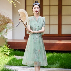 欧根纱刺绣新中式连衣裙两件套女2024夏季新款洋气减龄吊带裙套装，女装套装/套裙，艾仟回(原伊仟回)