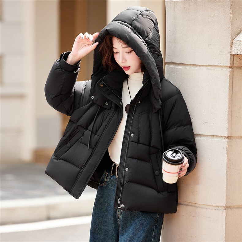 安可拉红休闲连帽短款羽绒服女2025冬季新款保暖面包服小个子外套,女装羽绒服,靓衣阁