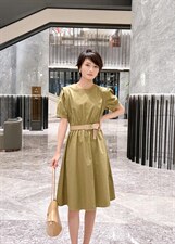 推荐 专柜品质连衣裙，女装连衣裙，卡希妮(5F)