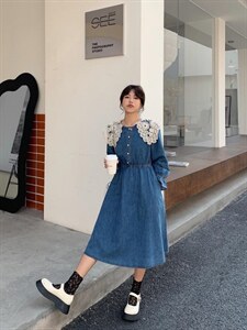 蕾丝花边领子连衣长裙图片