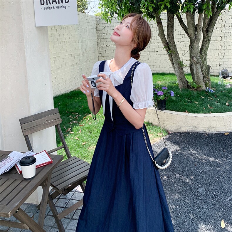 深蓝色假两件蝴蝶结连衣裙2025新淡人初夏流行漂亮小个子法式裙子,女装连衣裙,2C285