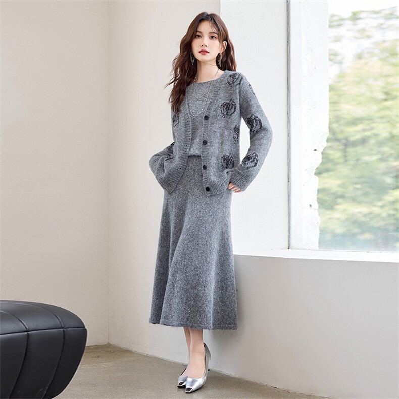 重工艺现货！秋季新款宽松时尚重工艺圆领亮片温柔气质三件套裙女，女装套装/套裙，宝儿家