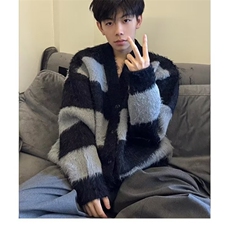 黑灰色