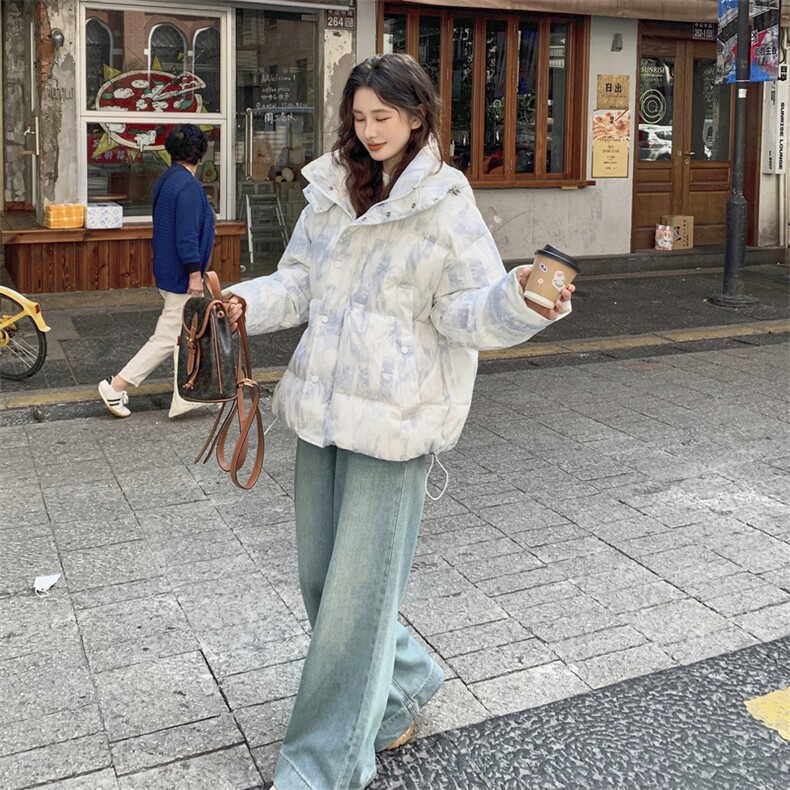 2025新款冬季简约渲染云朵泡芙羽绒服女连帽加厚保暖90白鸭绒外套,女装羽绒服,2C201