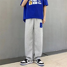 灰色