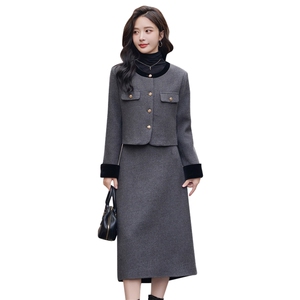 【新款现货】2025新款冬装法式时尚小香风套装长裙两件套含60毛图片