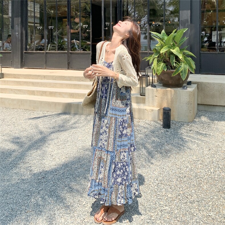 海边度假碎花吊带连衣裙女2025夏季新款超好看镂空开衫长裙图片