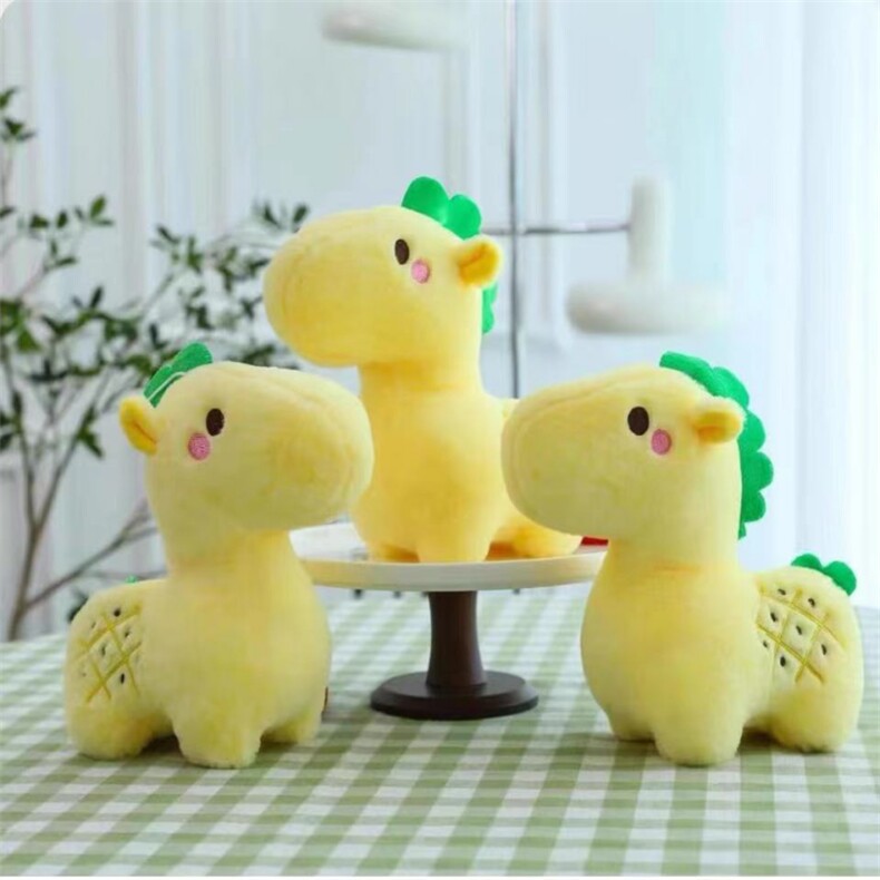 菠萝马十个起售，金鹏毛绒玩具